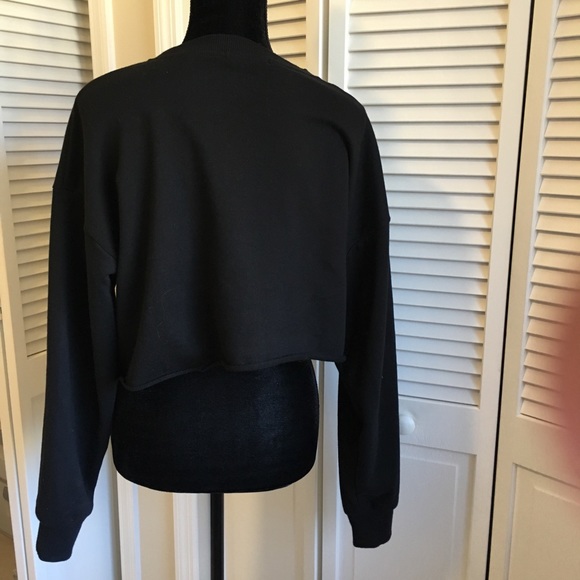 Black cropped sweater😻💐 - Picture 3 of 5